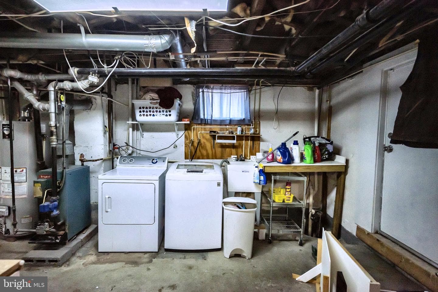 119 Leslie Avenue photo 17