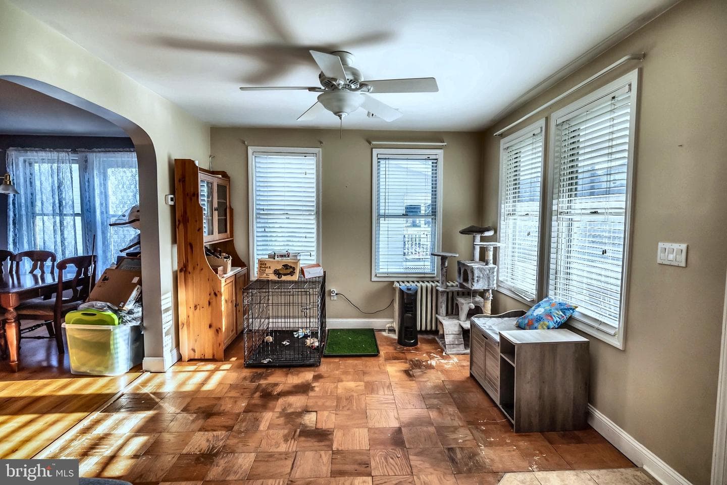 119 Leslie Avenue photo 5