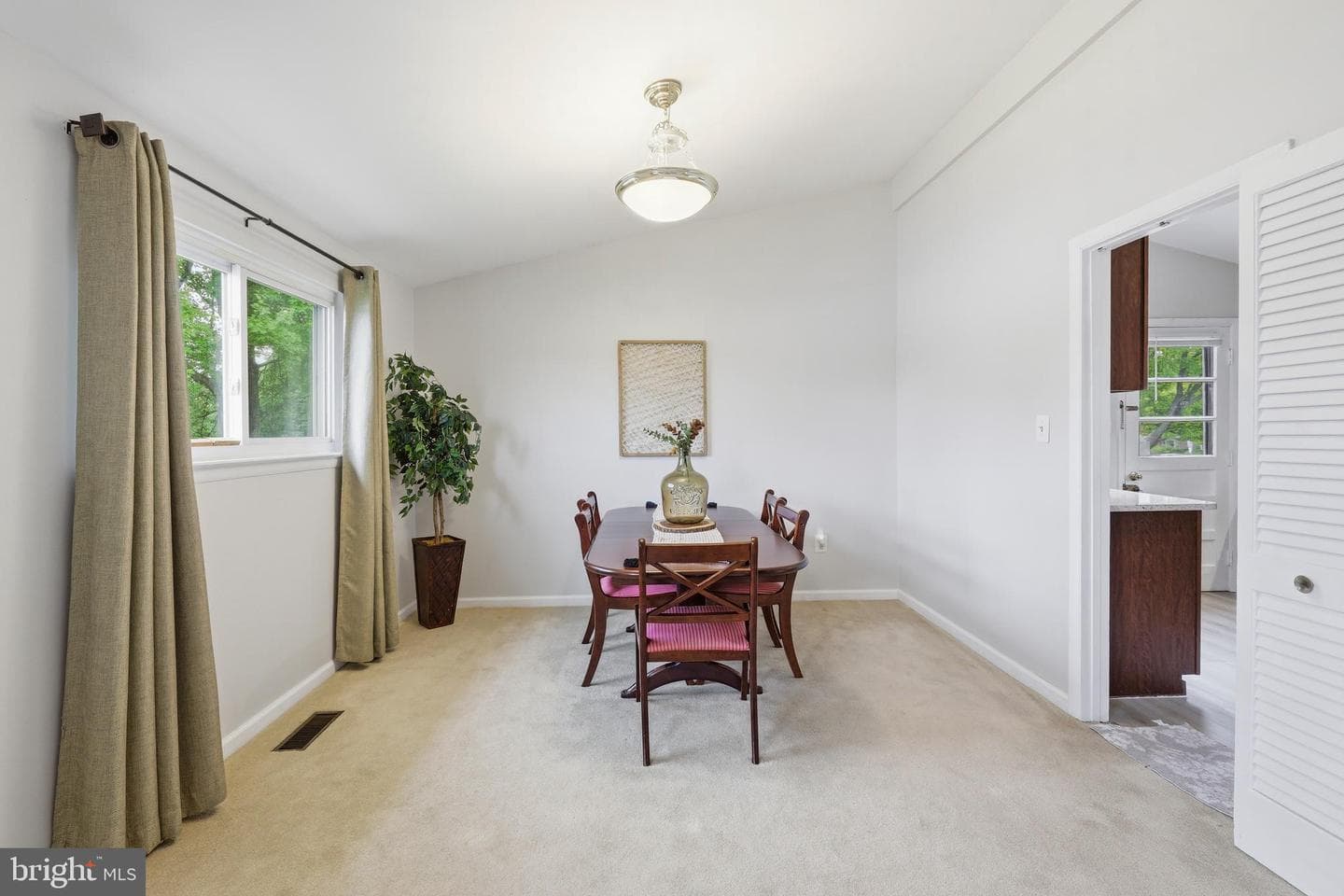 7434 Prince George Road photo 7