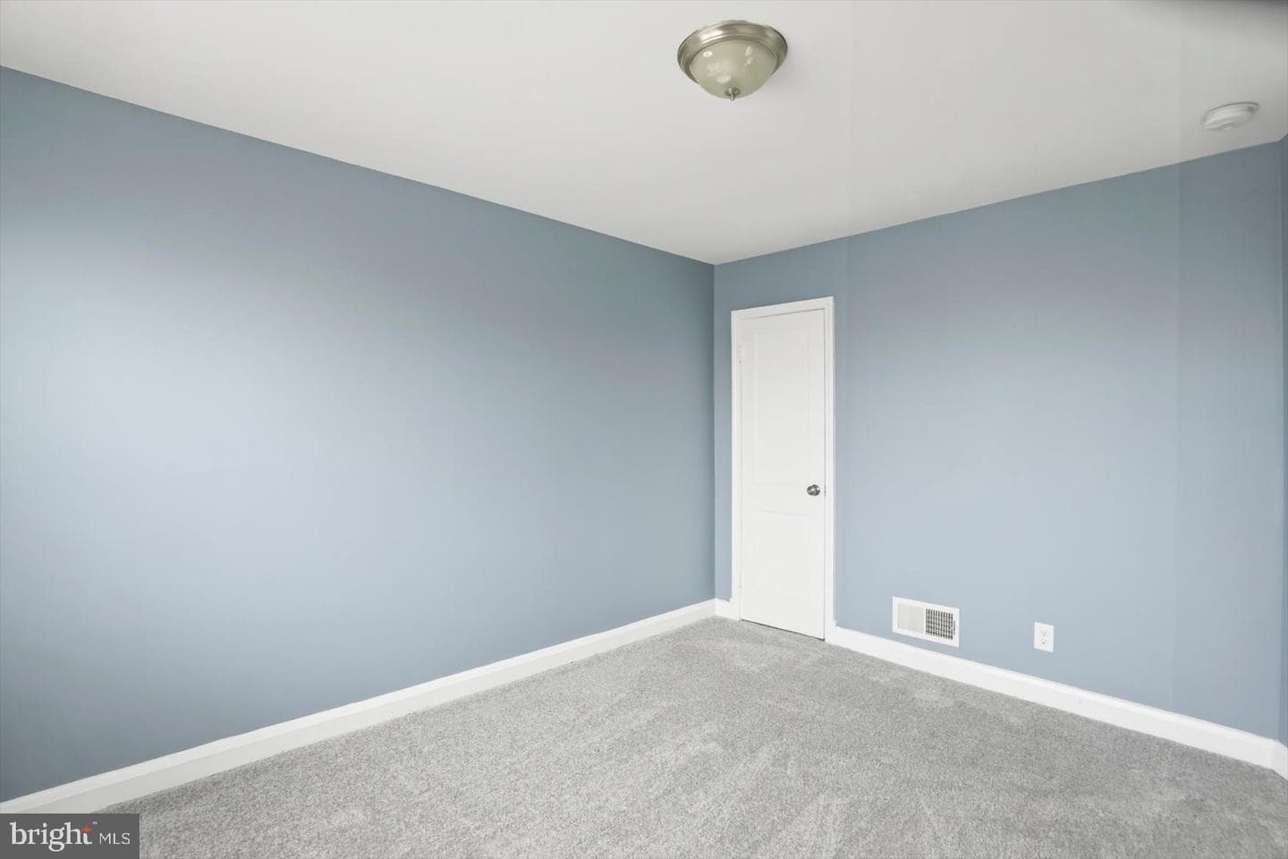 7455 School Avenue photo 14