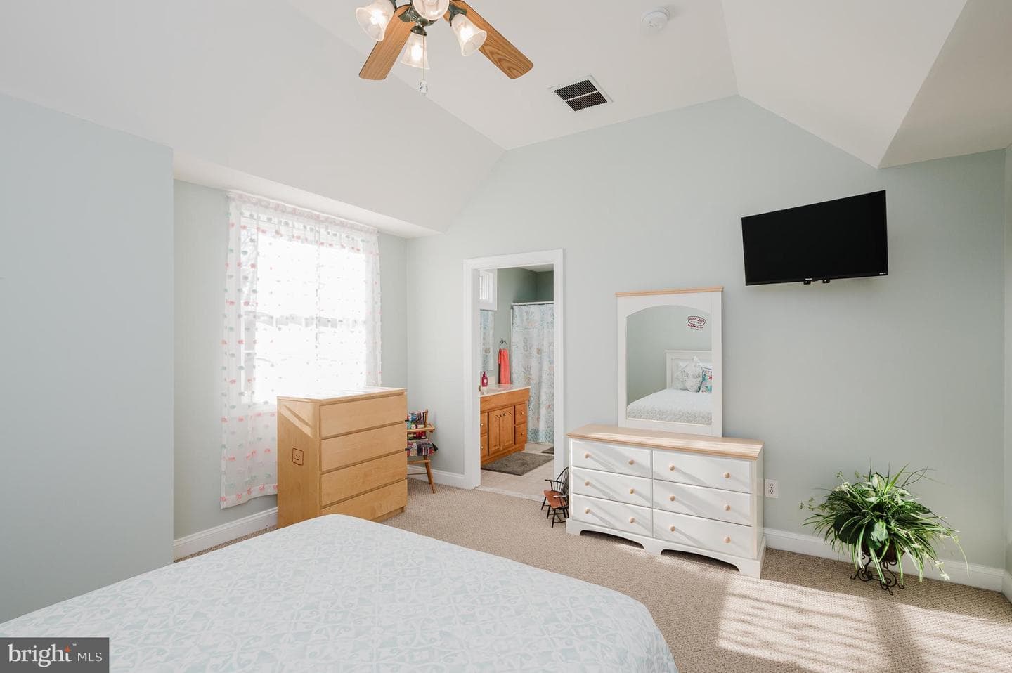 11604 Jerome Avenue photo 47