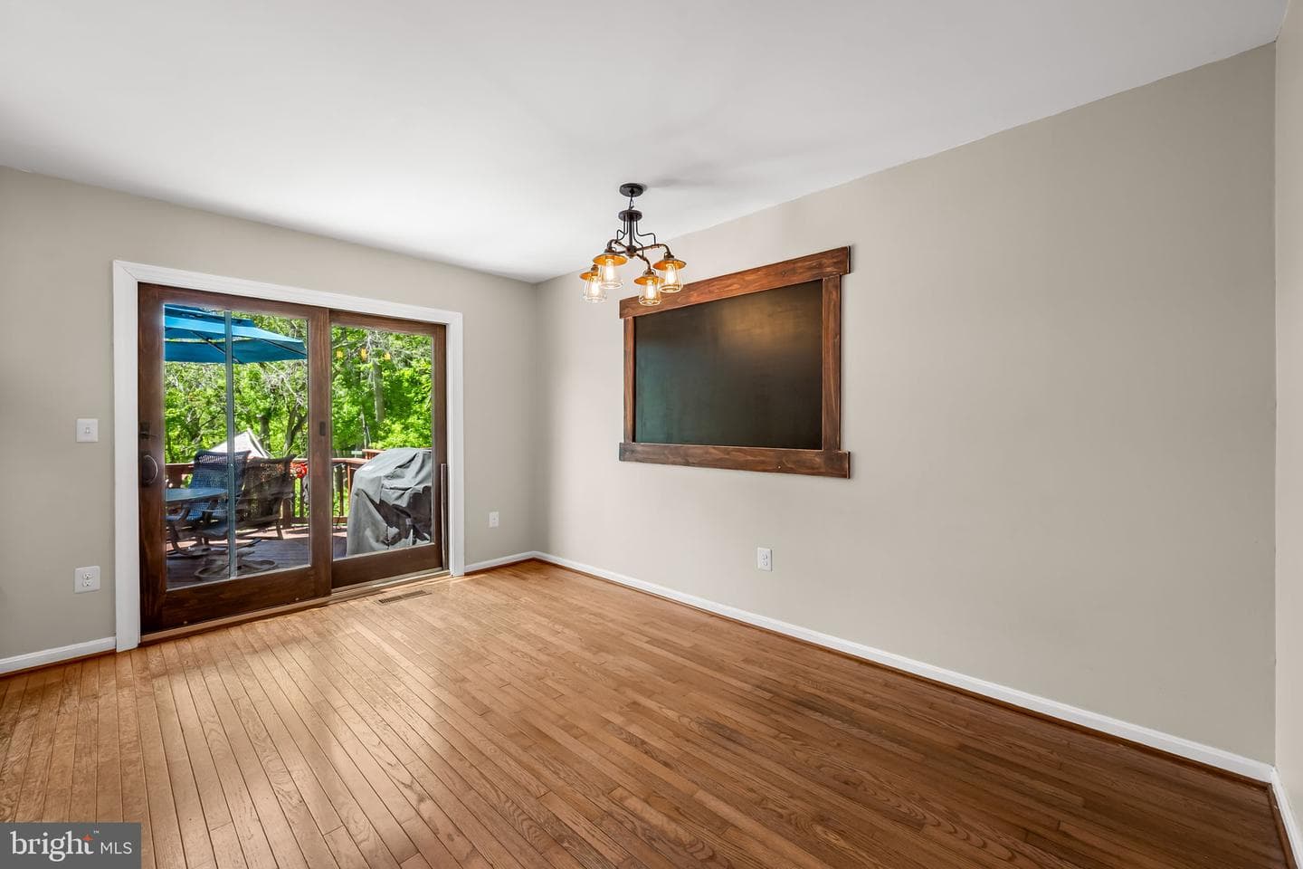 940 Hidden Moss Dr photo 13