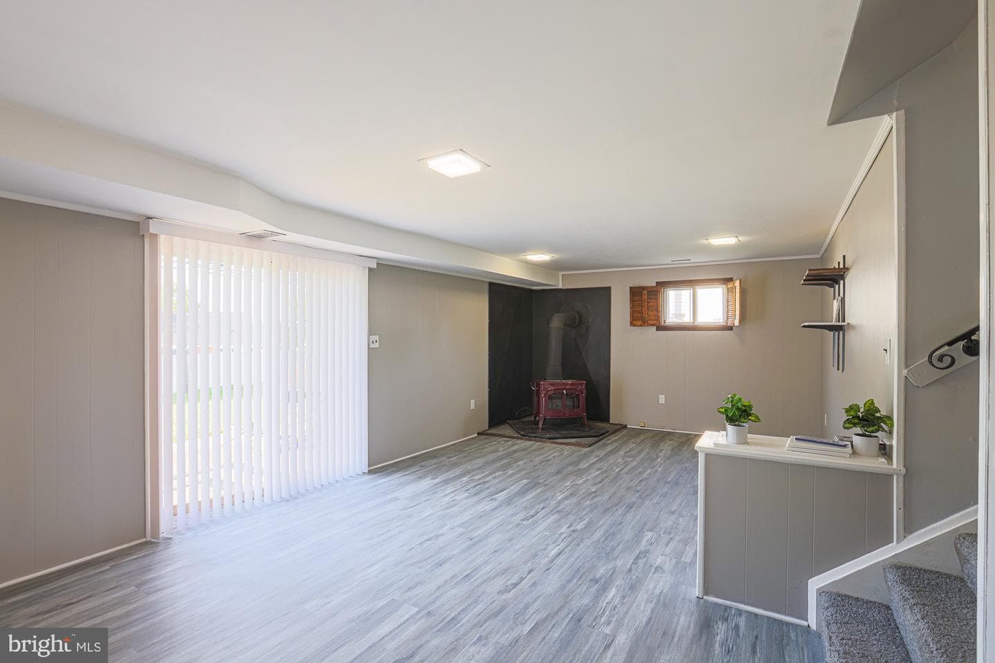 803 Woodglen Place photo 16