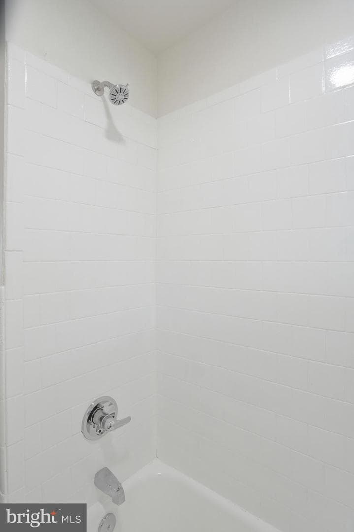 4222 Thorncliff Road photo 23