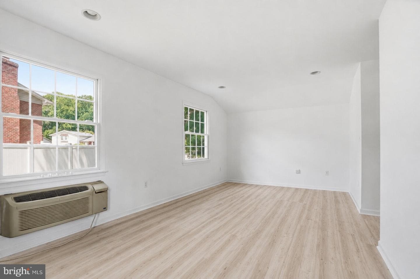 220 Solway Road photo 28
