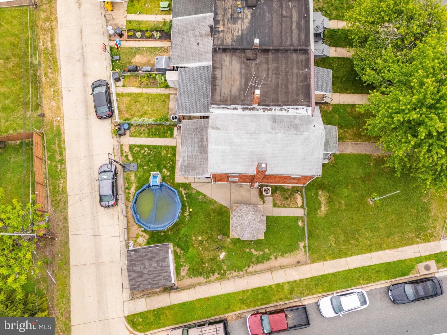 1842 Dunmere Road photo 34