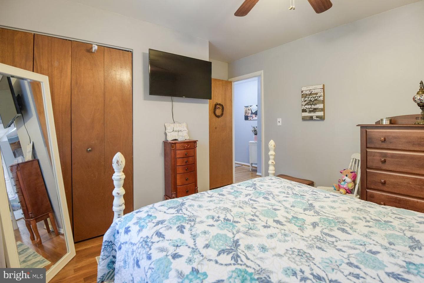 11 Lake Forest Court photo 19
