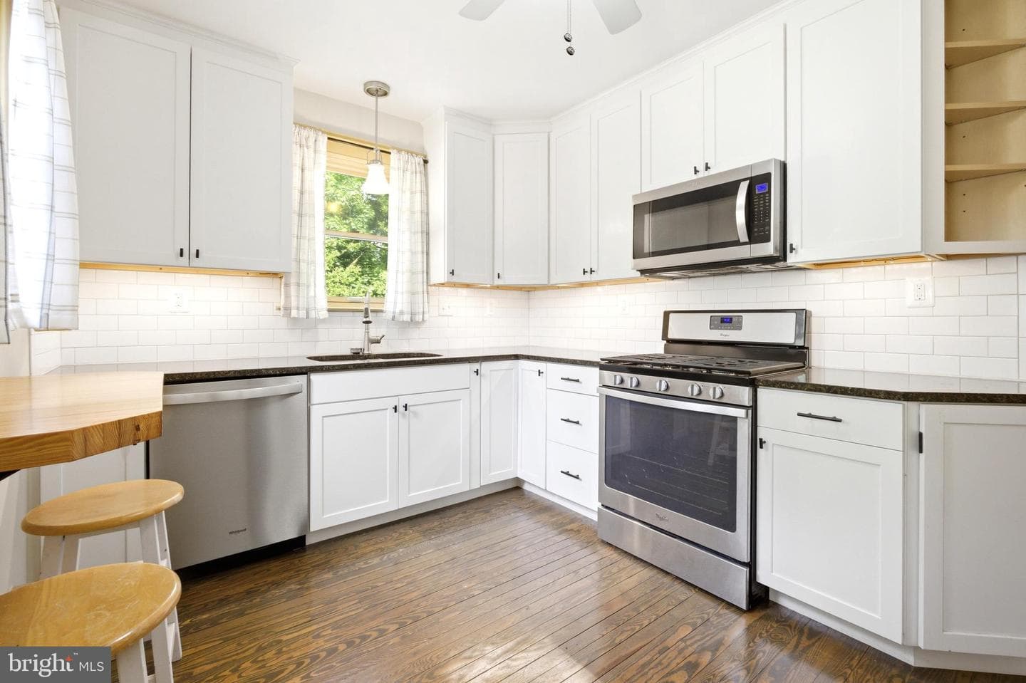 1308 Elm Road photo 12
