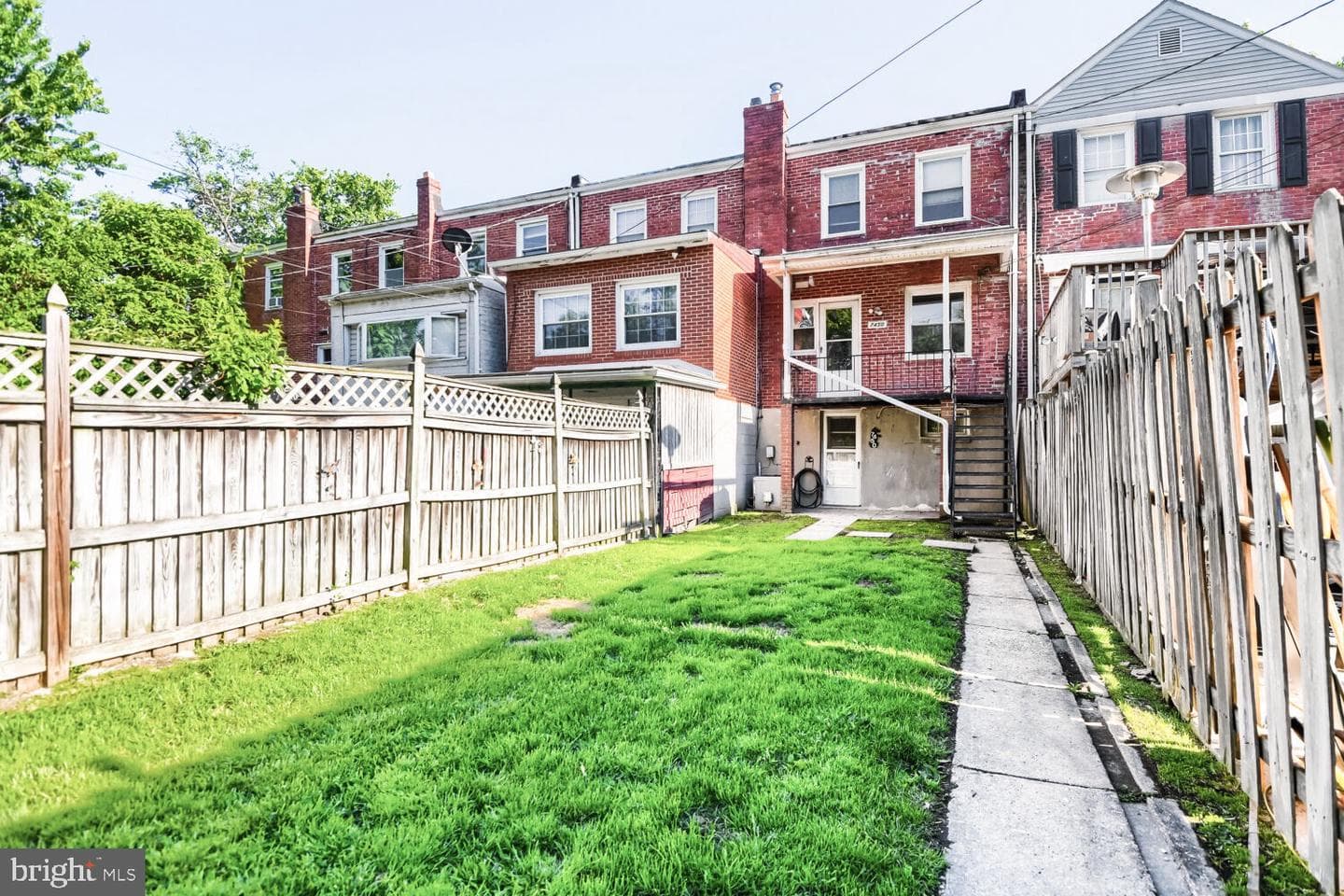 7450 Manchester Road photo 17