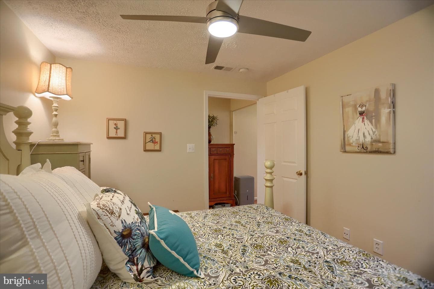 11 Tyburn Court photo 36