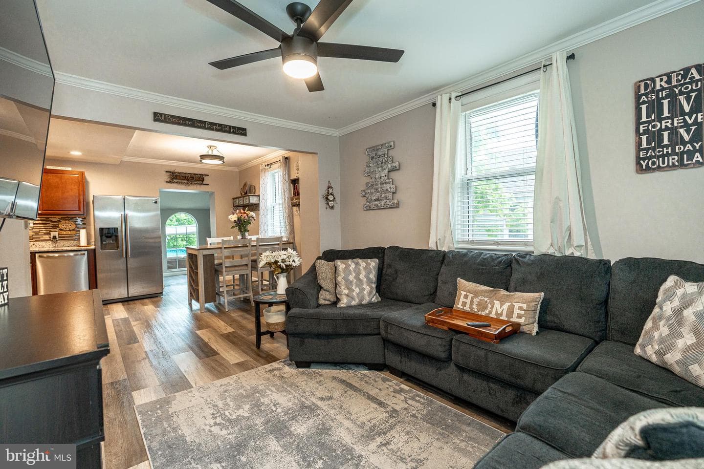 220 Pinewood Road photo 12