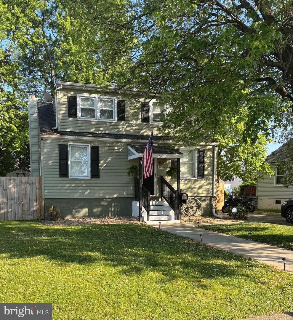 220 Pinewood Road photo 45