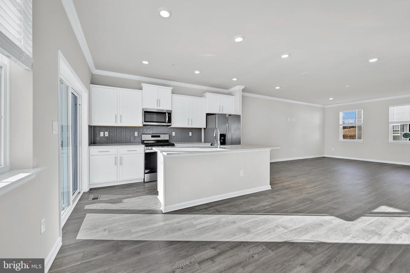 2 Merion Ave photo 13
