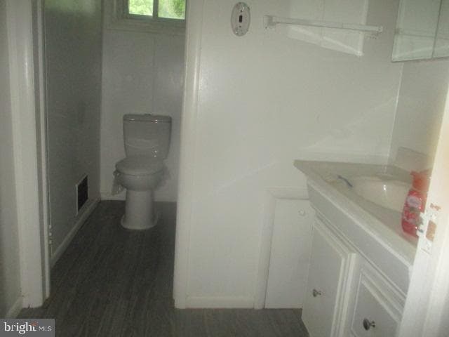 9122 Orbitan Road photo 13
