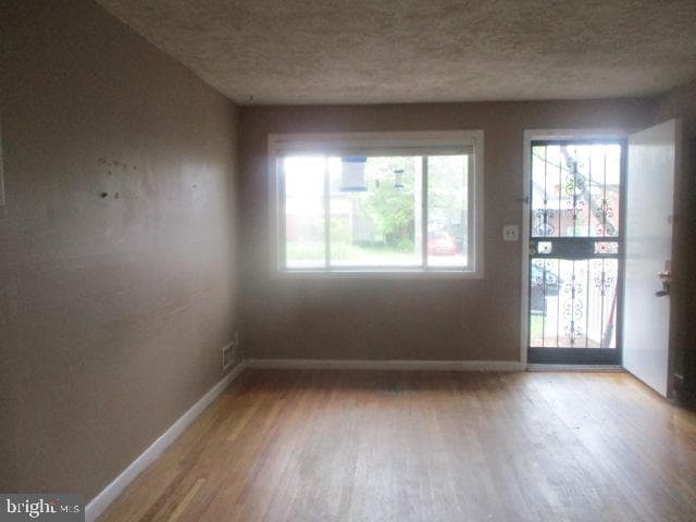 9122 Orbitan Road photo 6