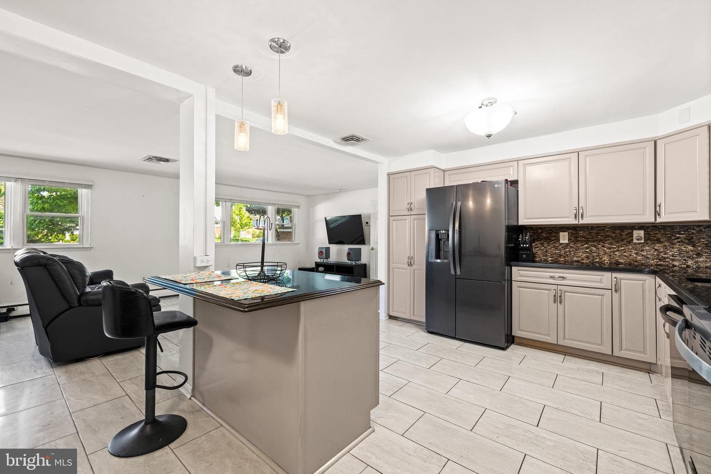 2115 Suburban Greens Drive photo 5