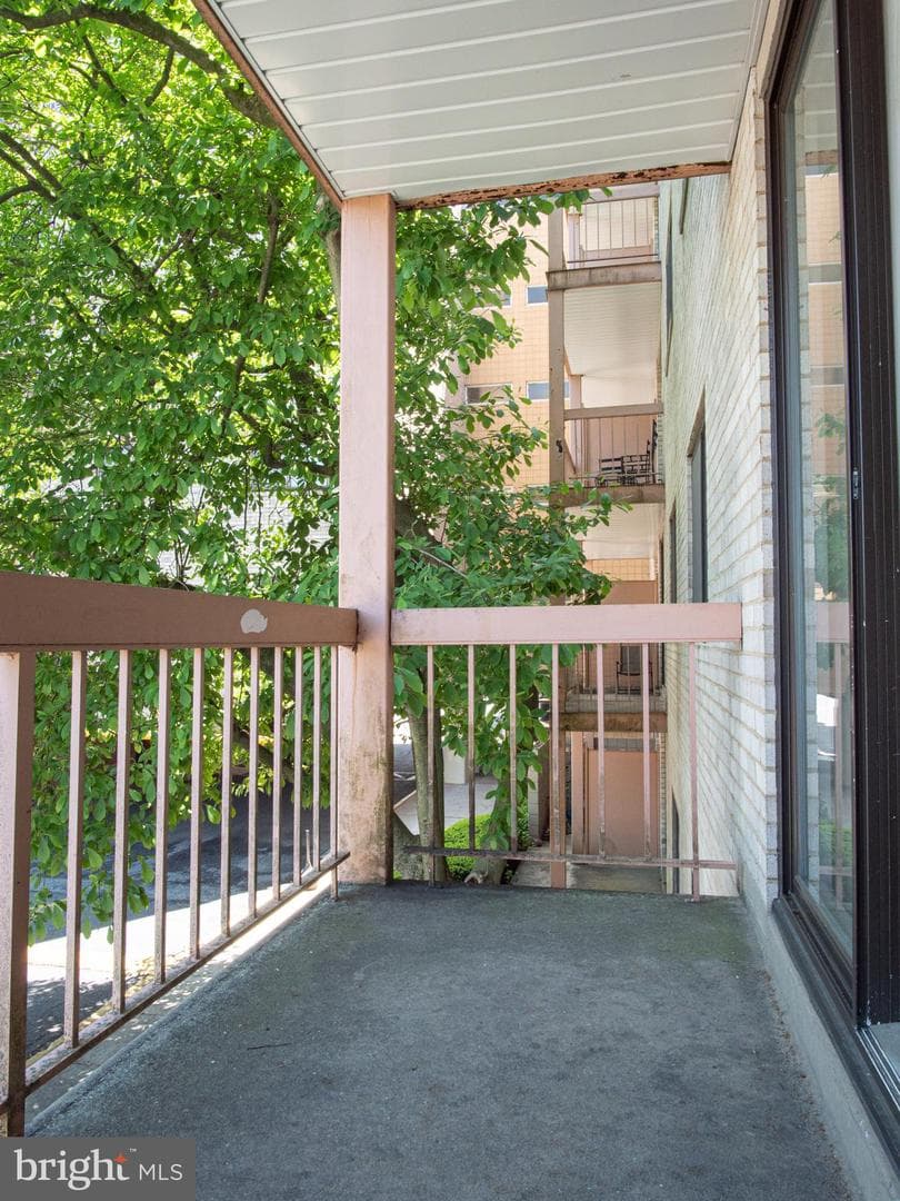 130 Slade Avenue #203 photo 22