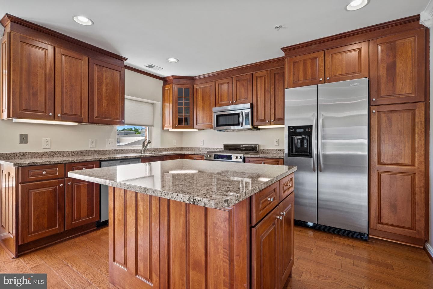 12236 Roundwood Road #703 photo 10