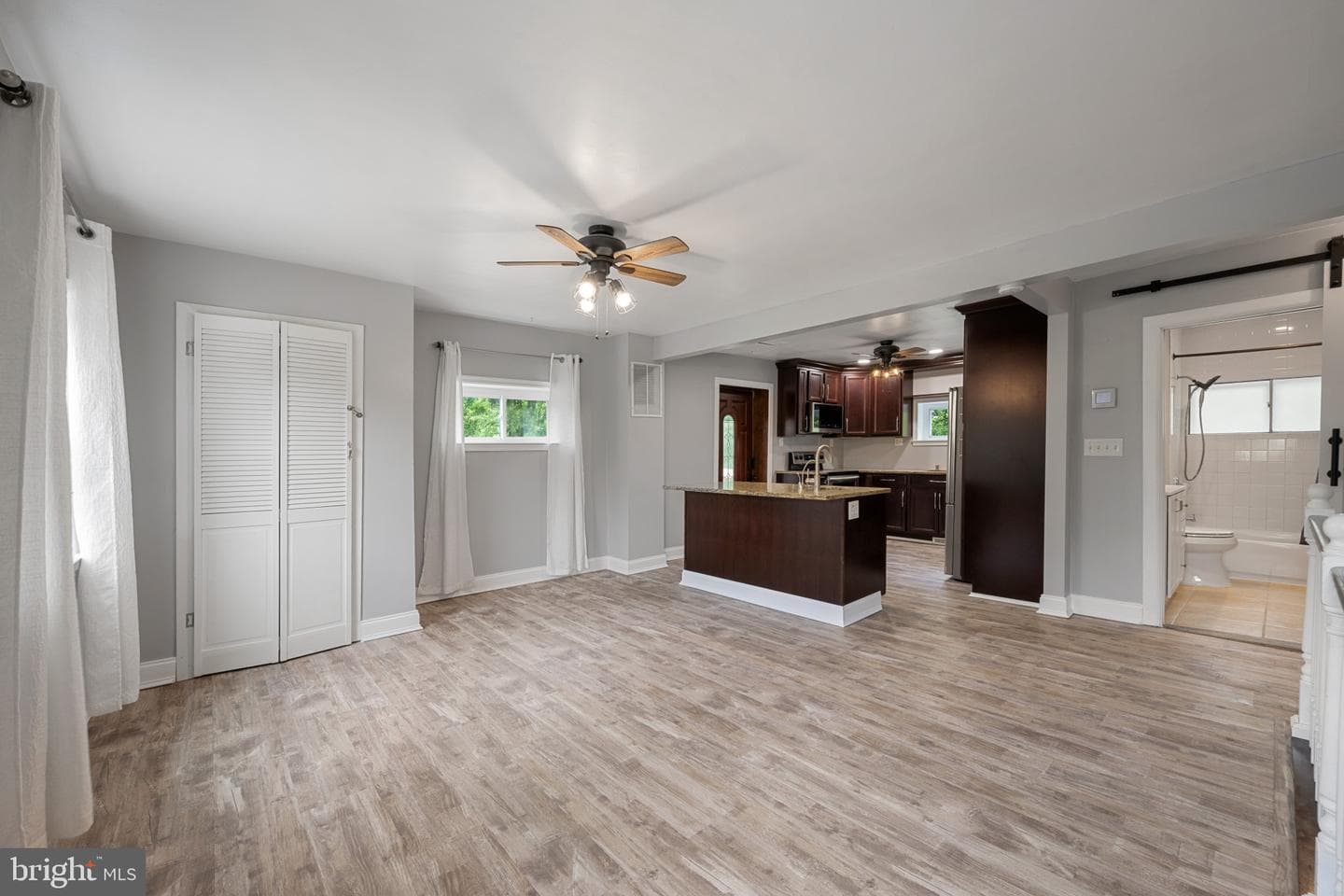 1509 Foltz Avenue photo 18