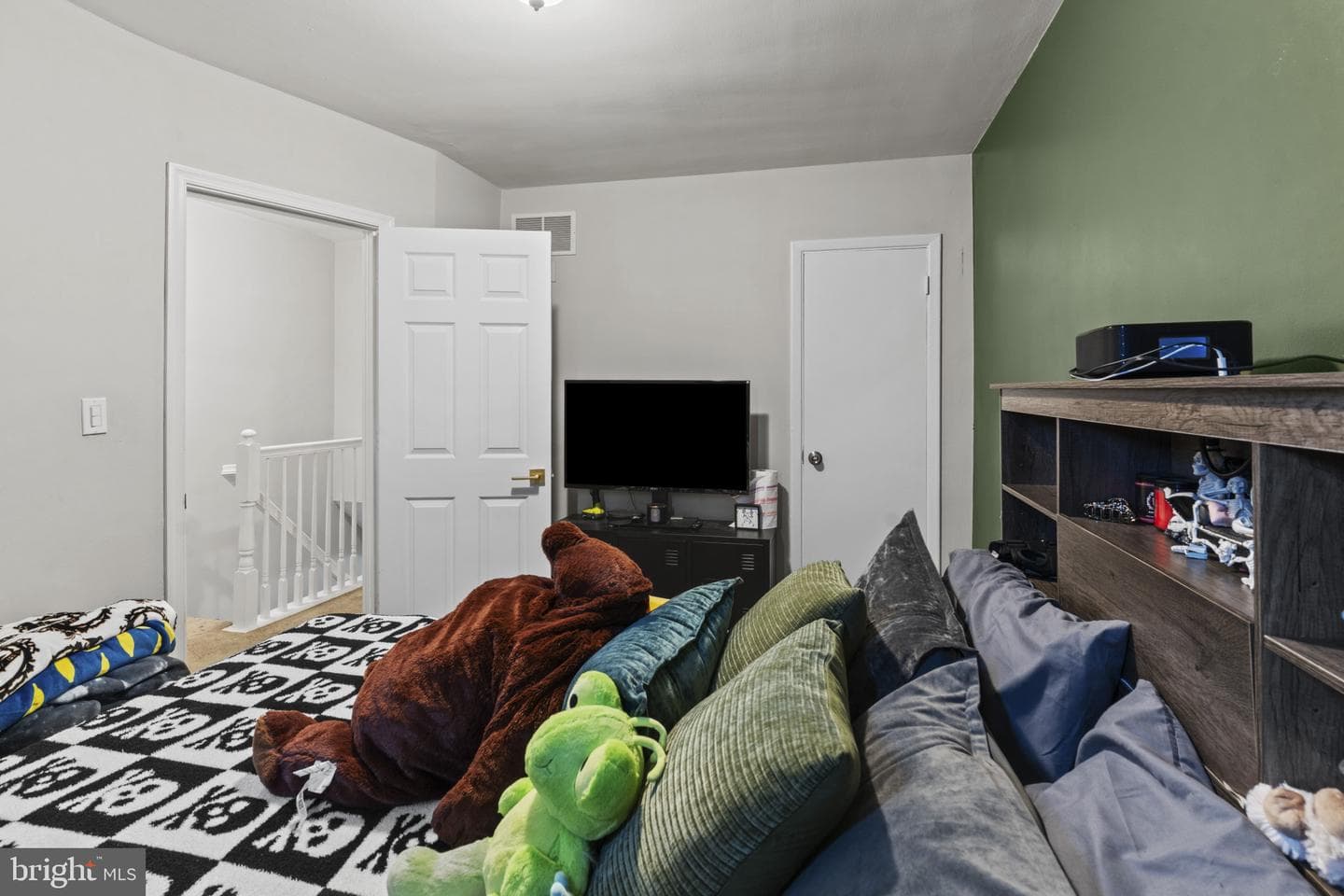 4428 Norfen Road photo 13
