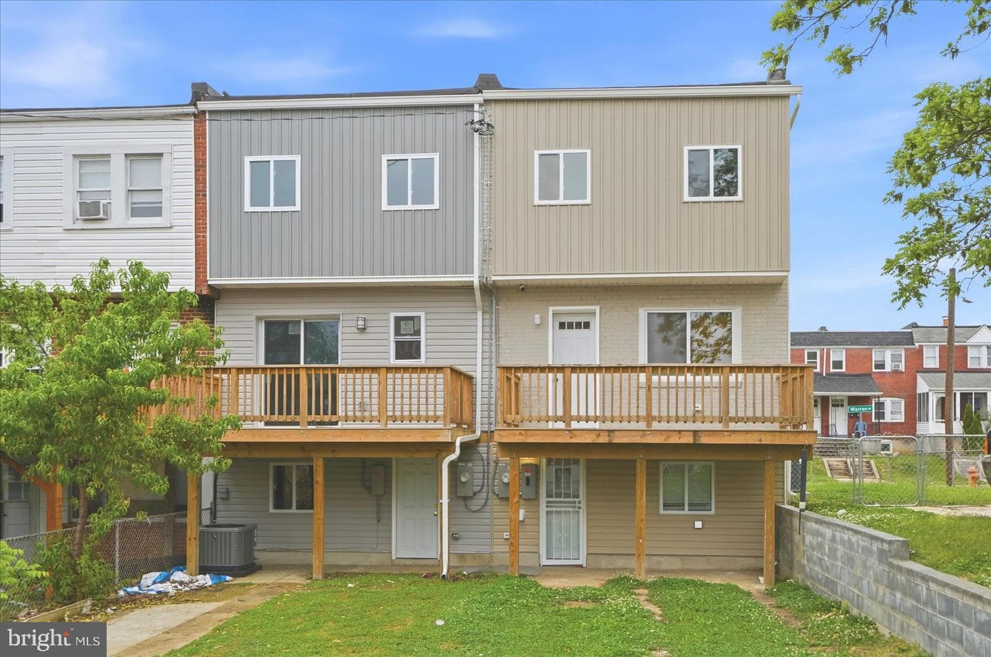 19 Warren Road photo 4