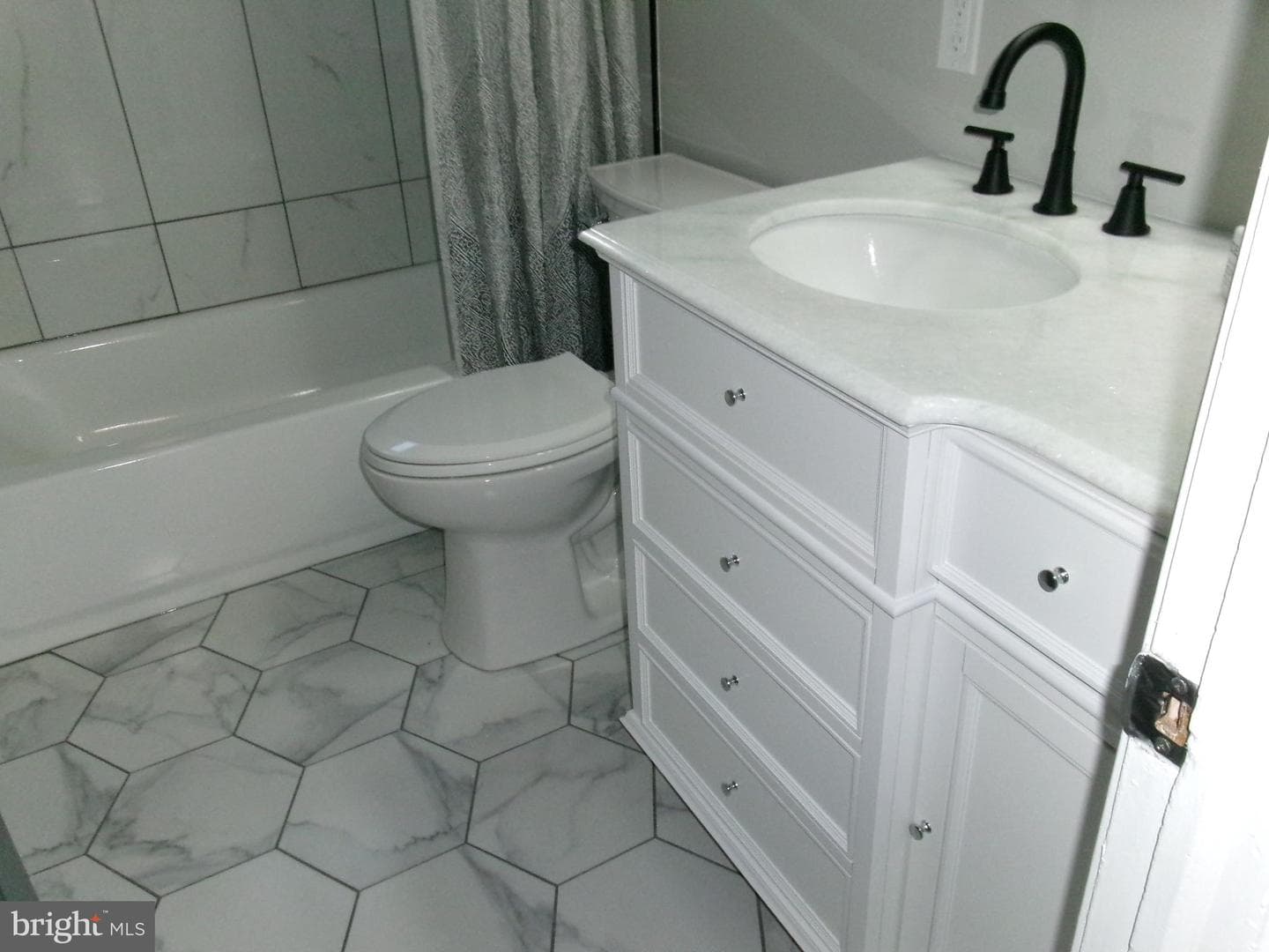 1339 Deanwood Road photo 9