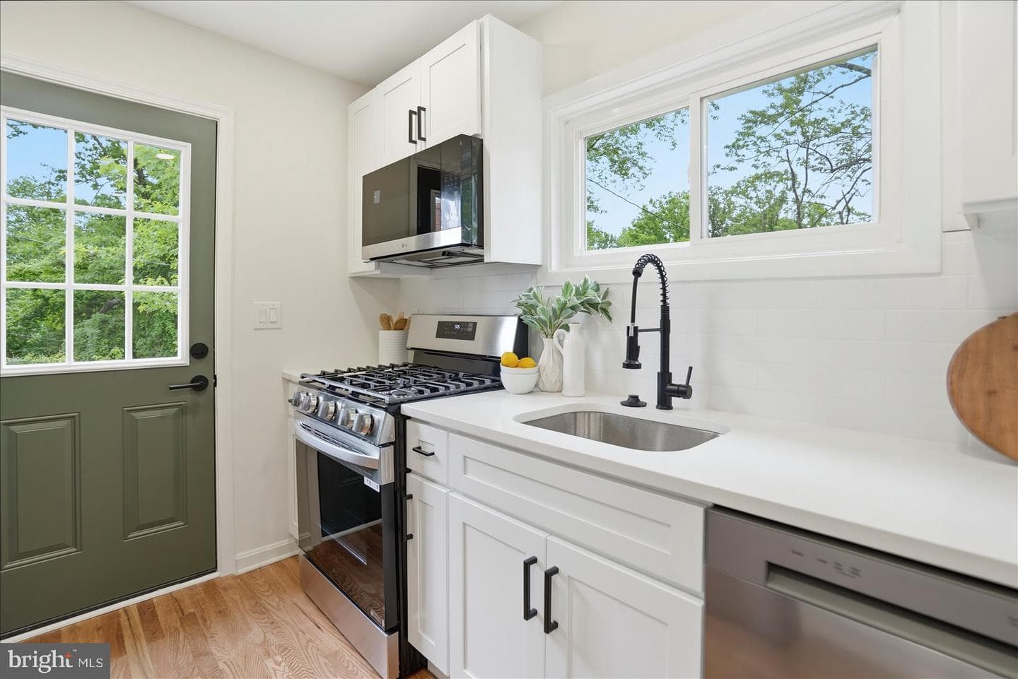 2505 Lakewood Court photo 10