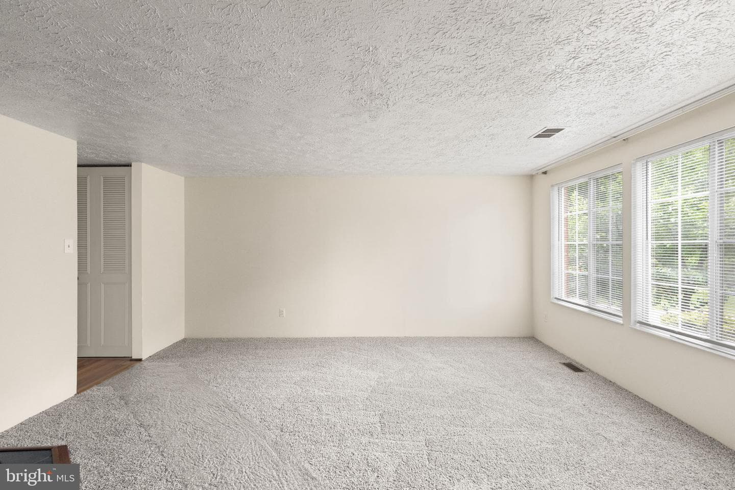 7 Castell Court photo 7