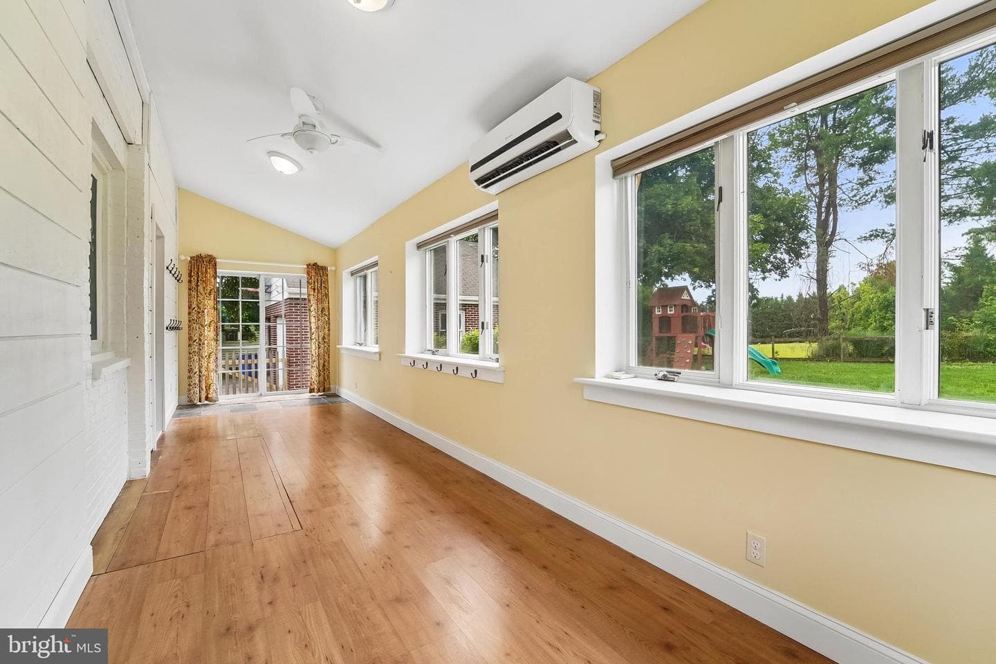 743 Monkton Road photo 17
