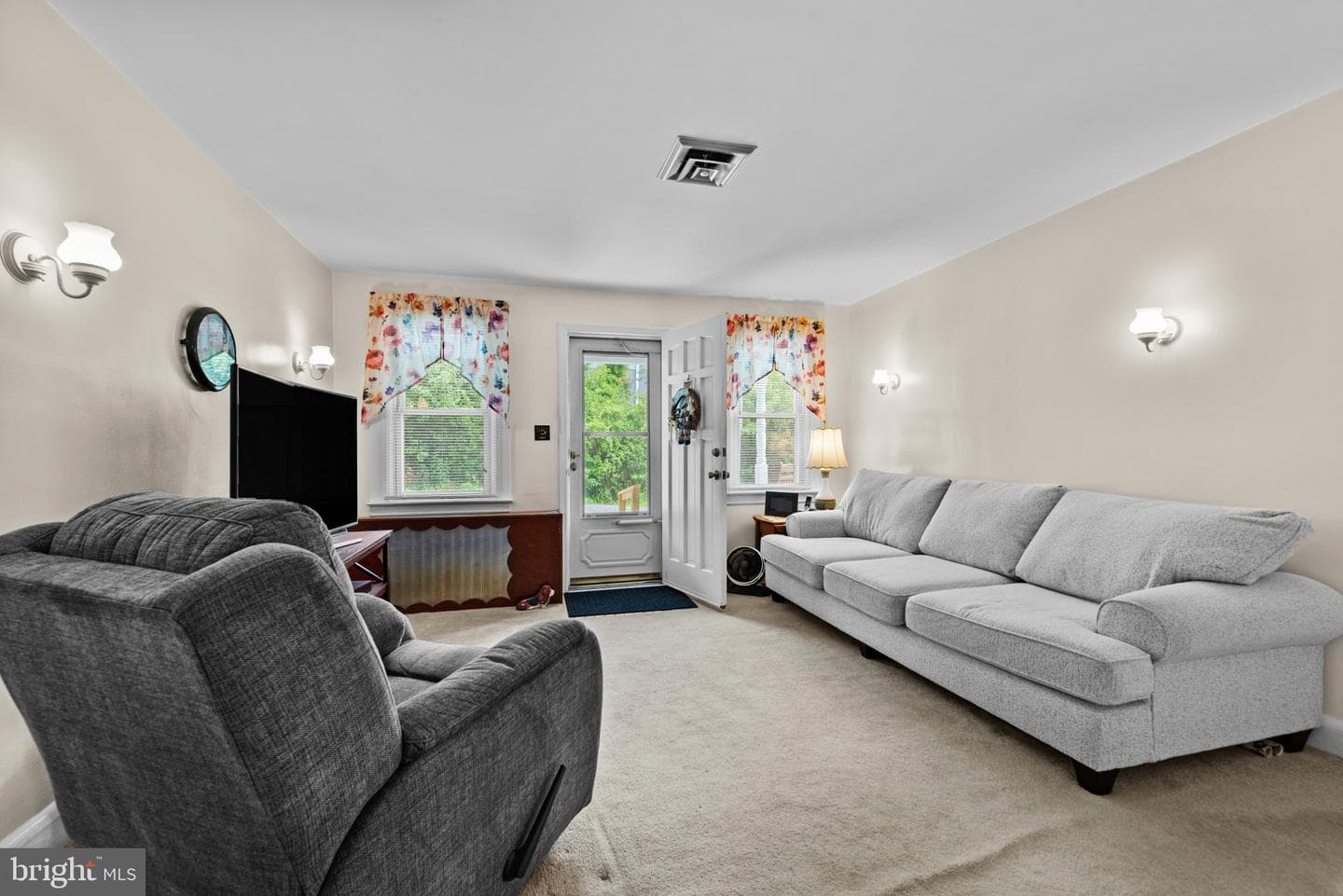 4107 Martin Avenue photo 28