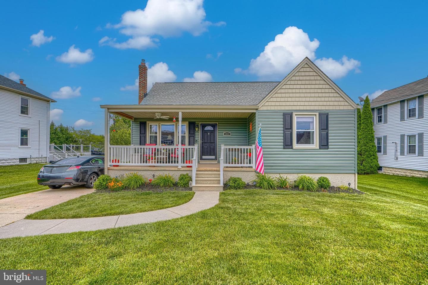 3022 East Avenue photo 1