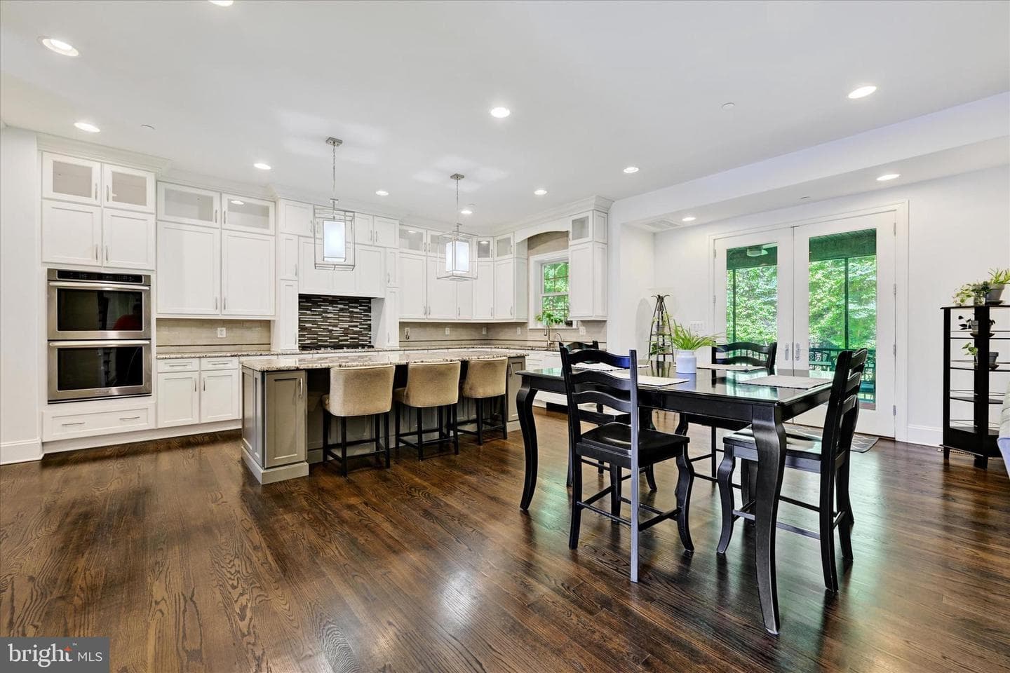 11702 Huntsworth Lane photo 24
