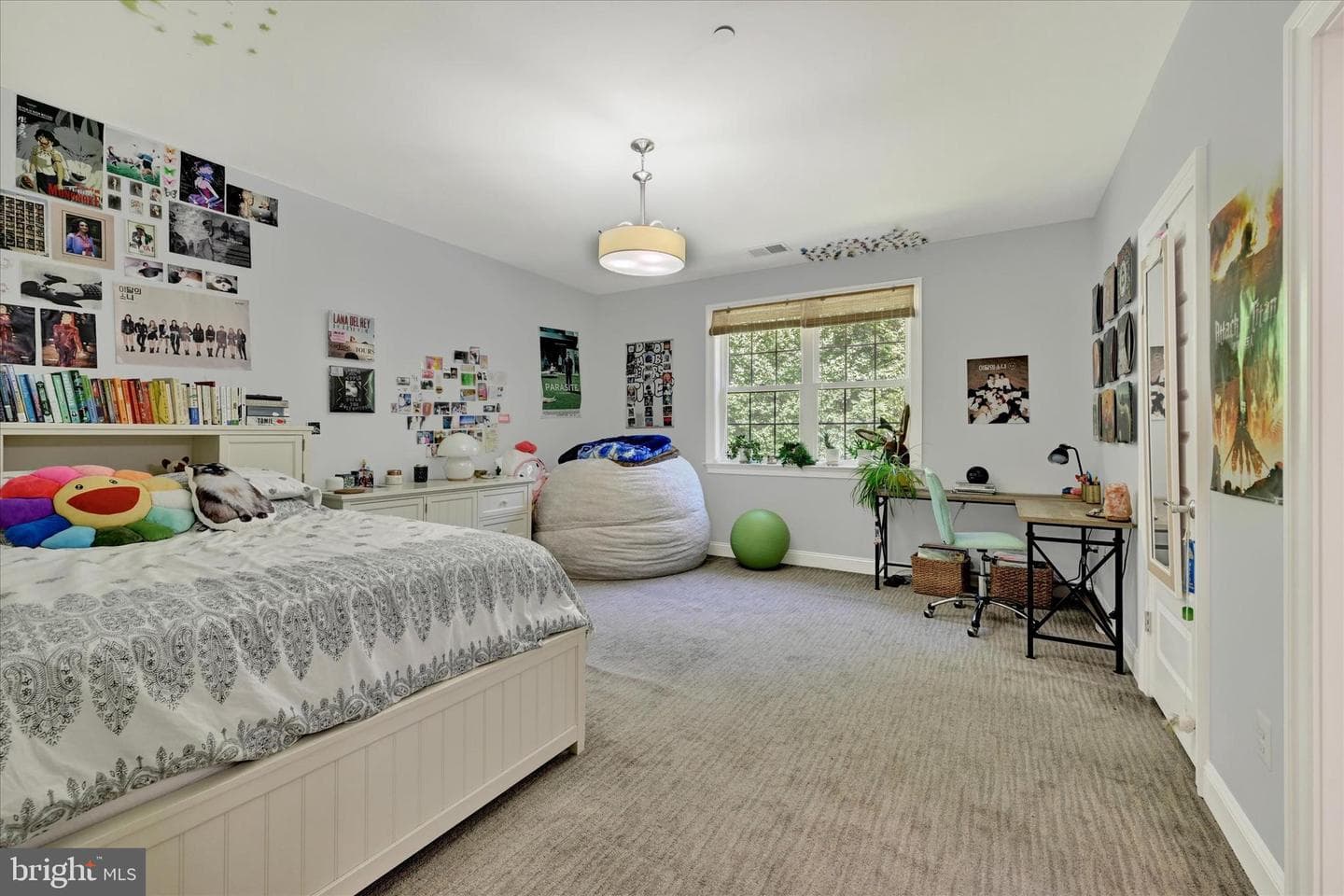 11702 Huntsworth Lane photo 40