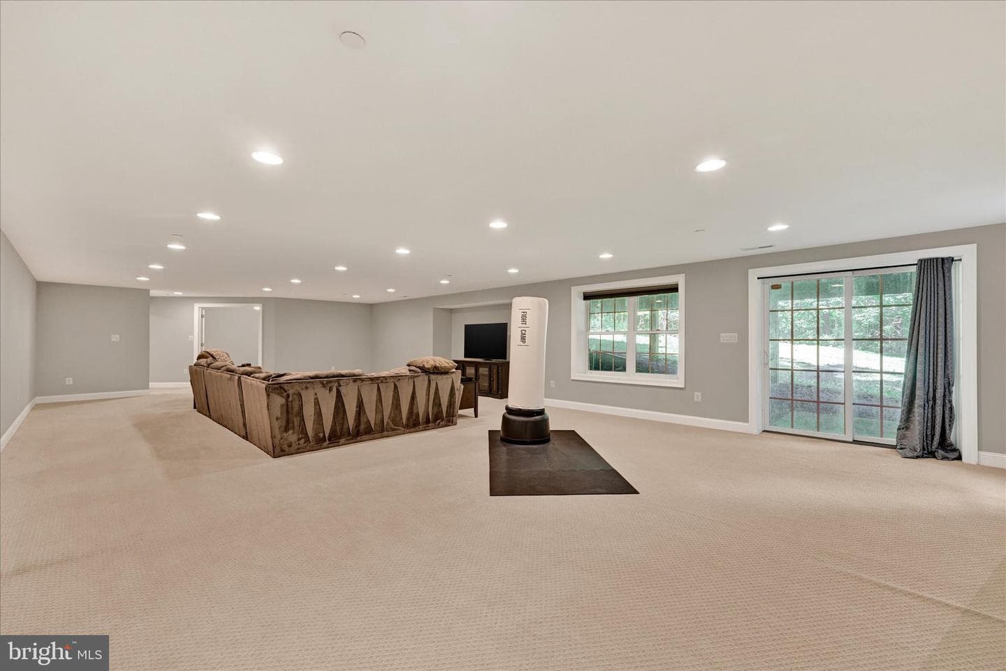 11702 Huntsworth Lane photo 54