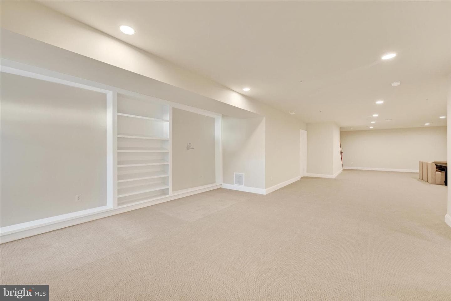 118 Villabrook Way photo 49