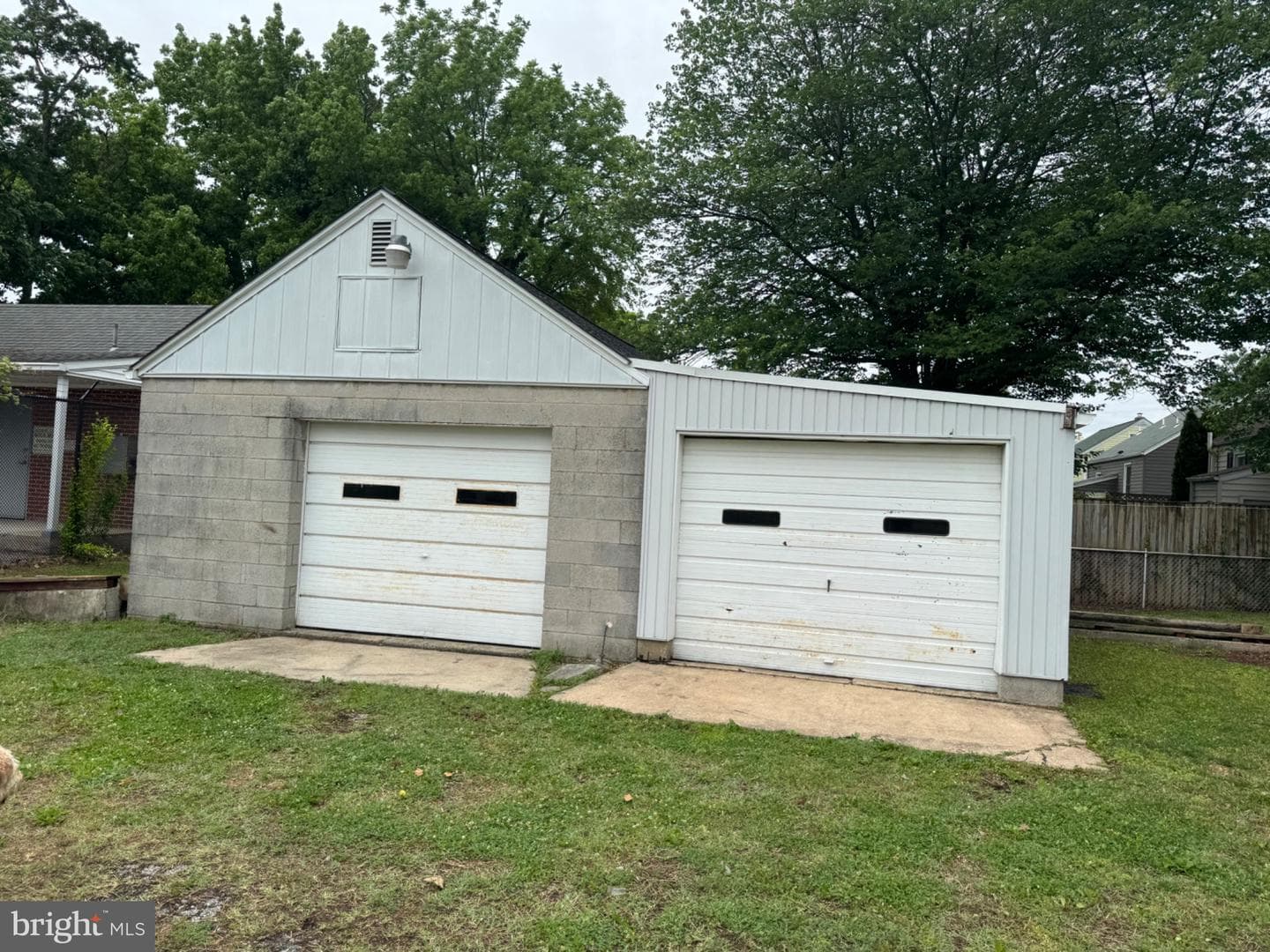 835 Martin Road photo 18