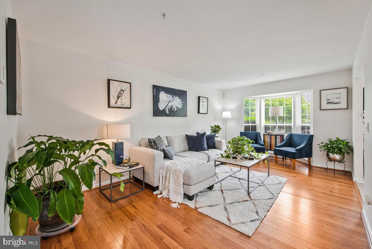 4427 Kentford Road photo 9