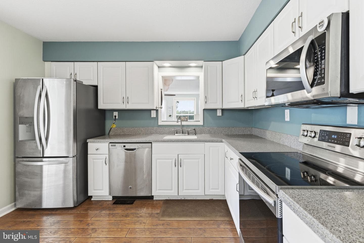 5907 Loreley Beach Road photo 13