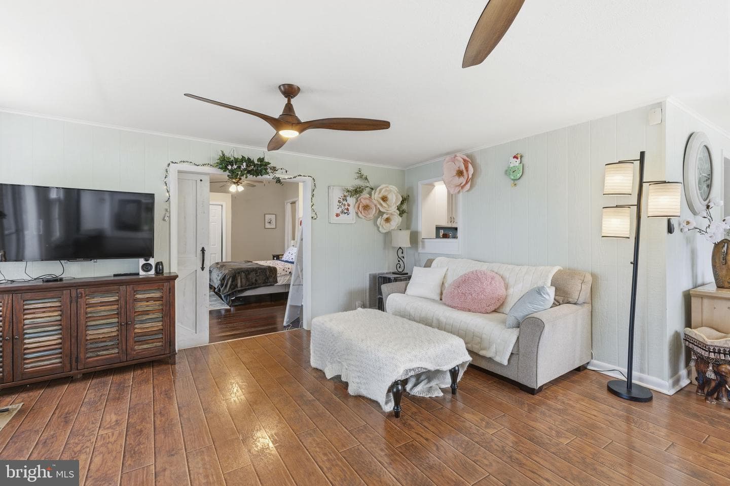 5907 Loreley Beach Road photo 18