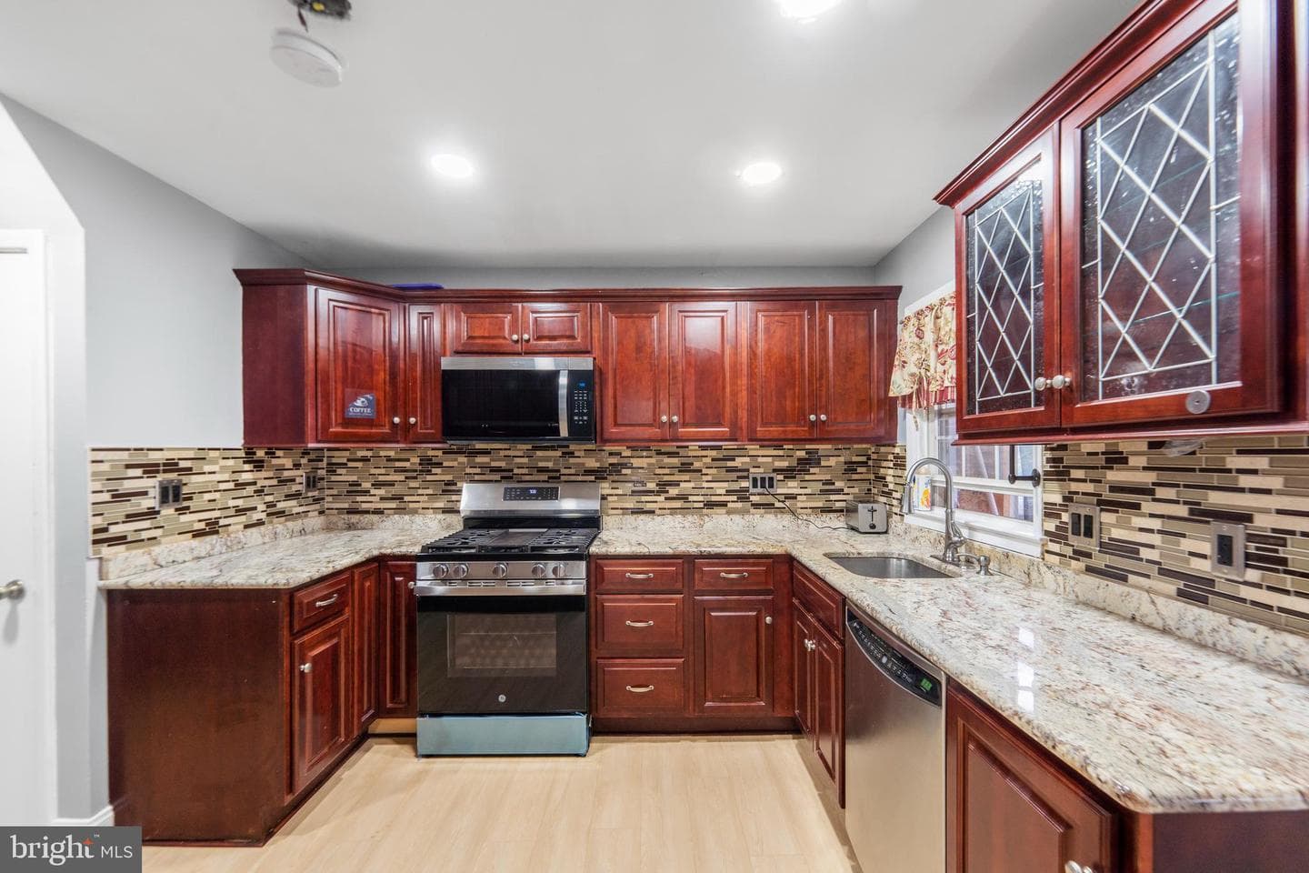 1302 Crownfield Court photo 18