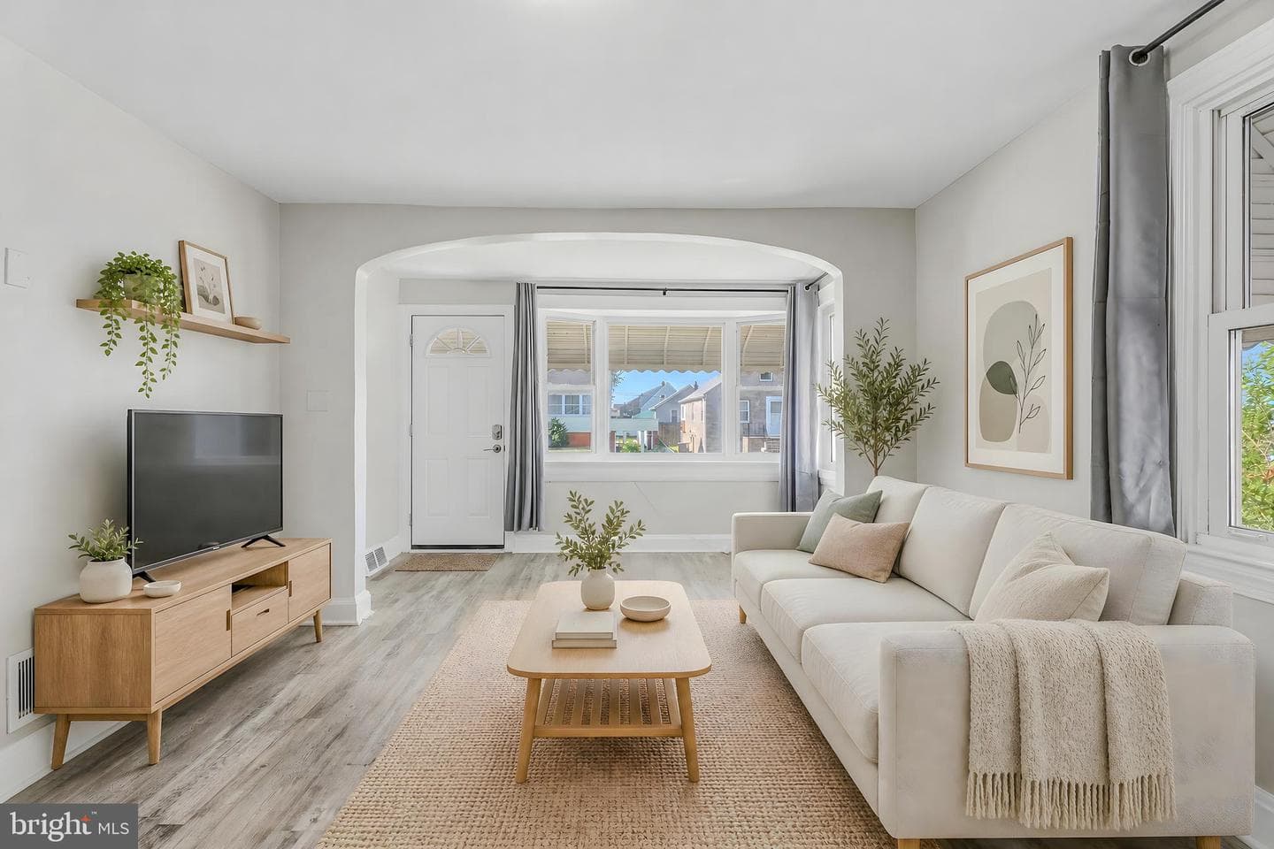 7002 Fait Avenue photo 3