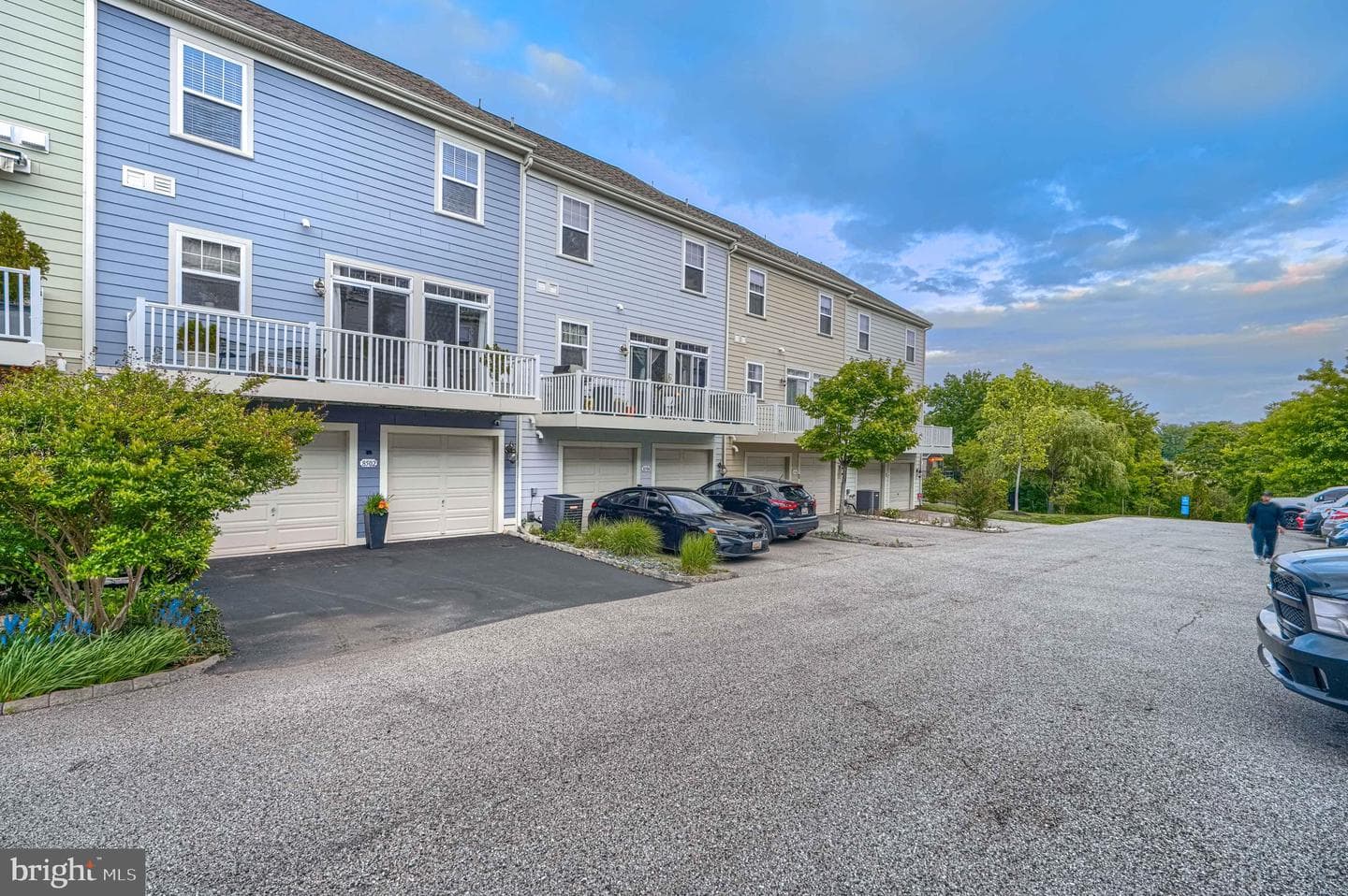 8502 Lynch Road photo 46