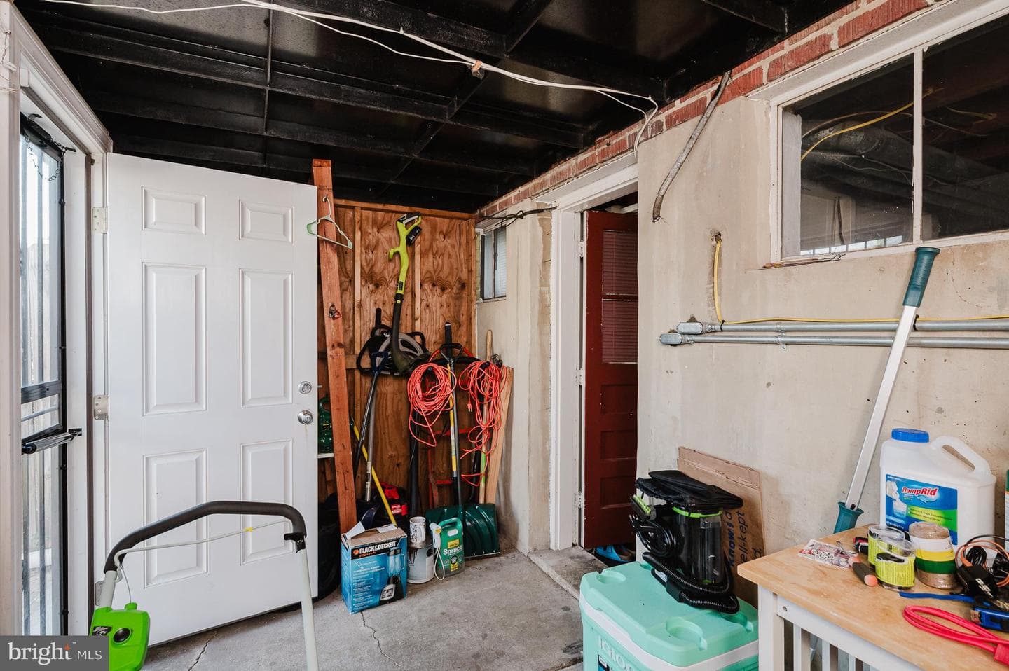 1363 Halstead Road photo 42