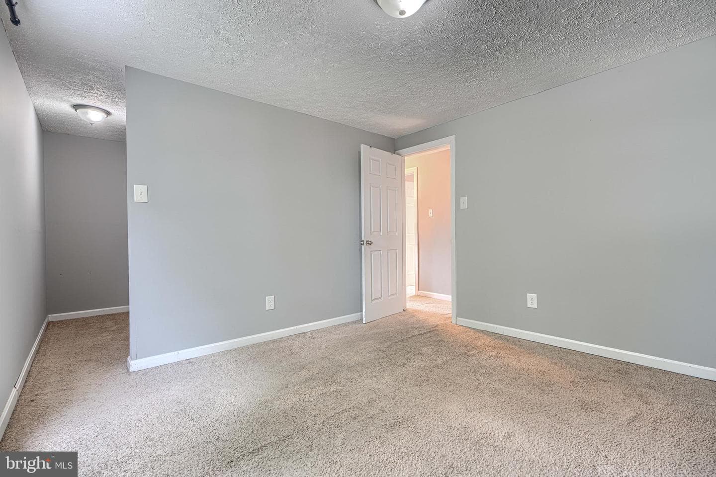 7 Ambolin Court photo 27