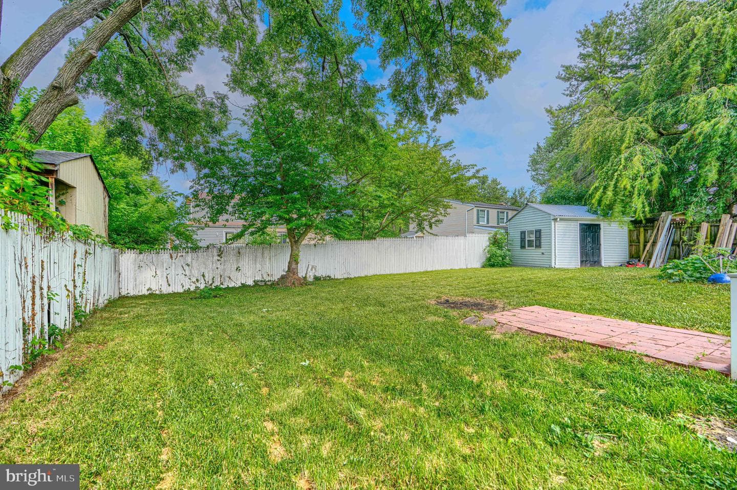 7 Ambolin Court photo 43