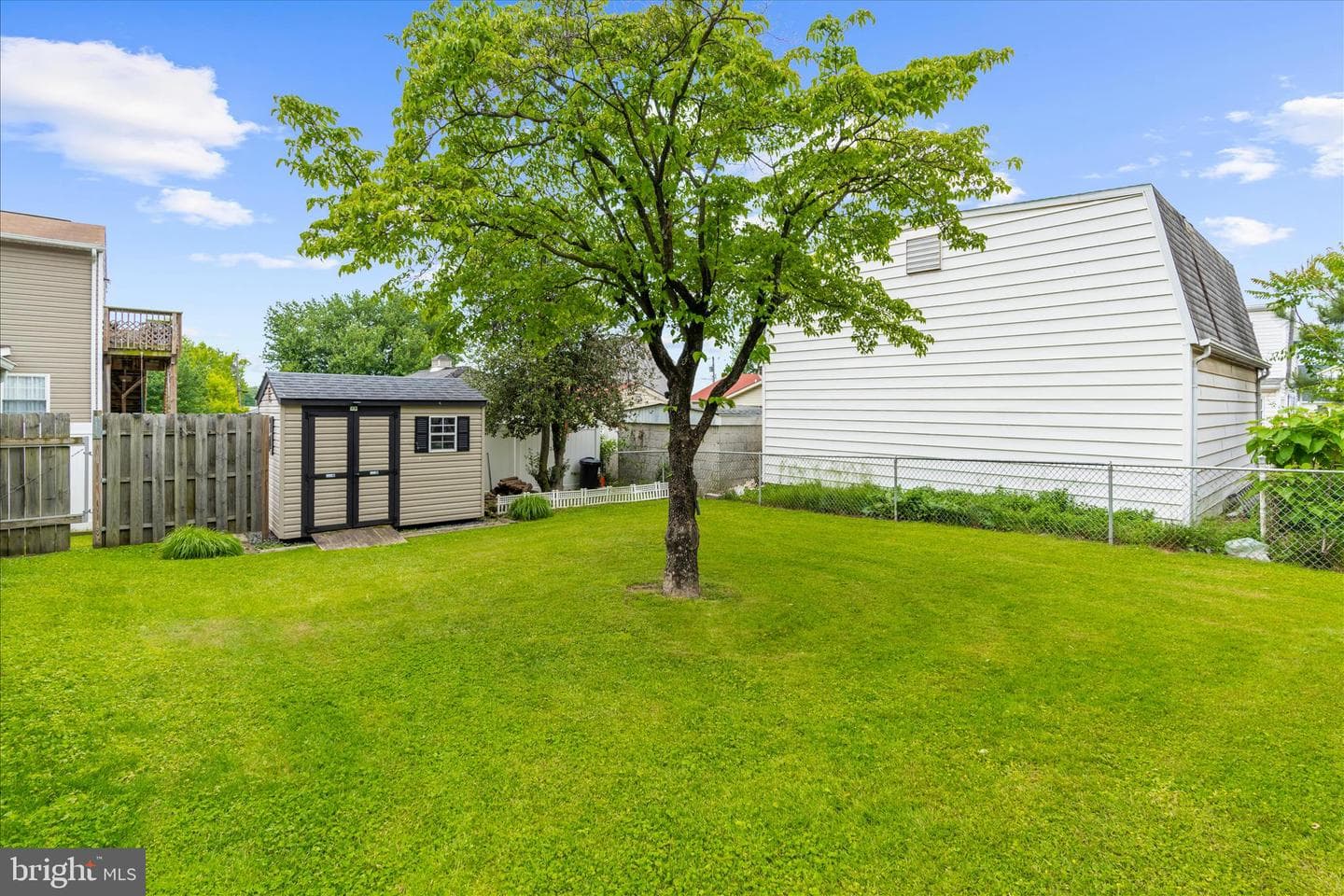 1700 Todd Ave photo 40