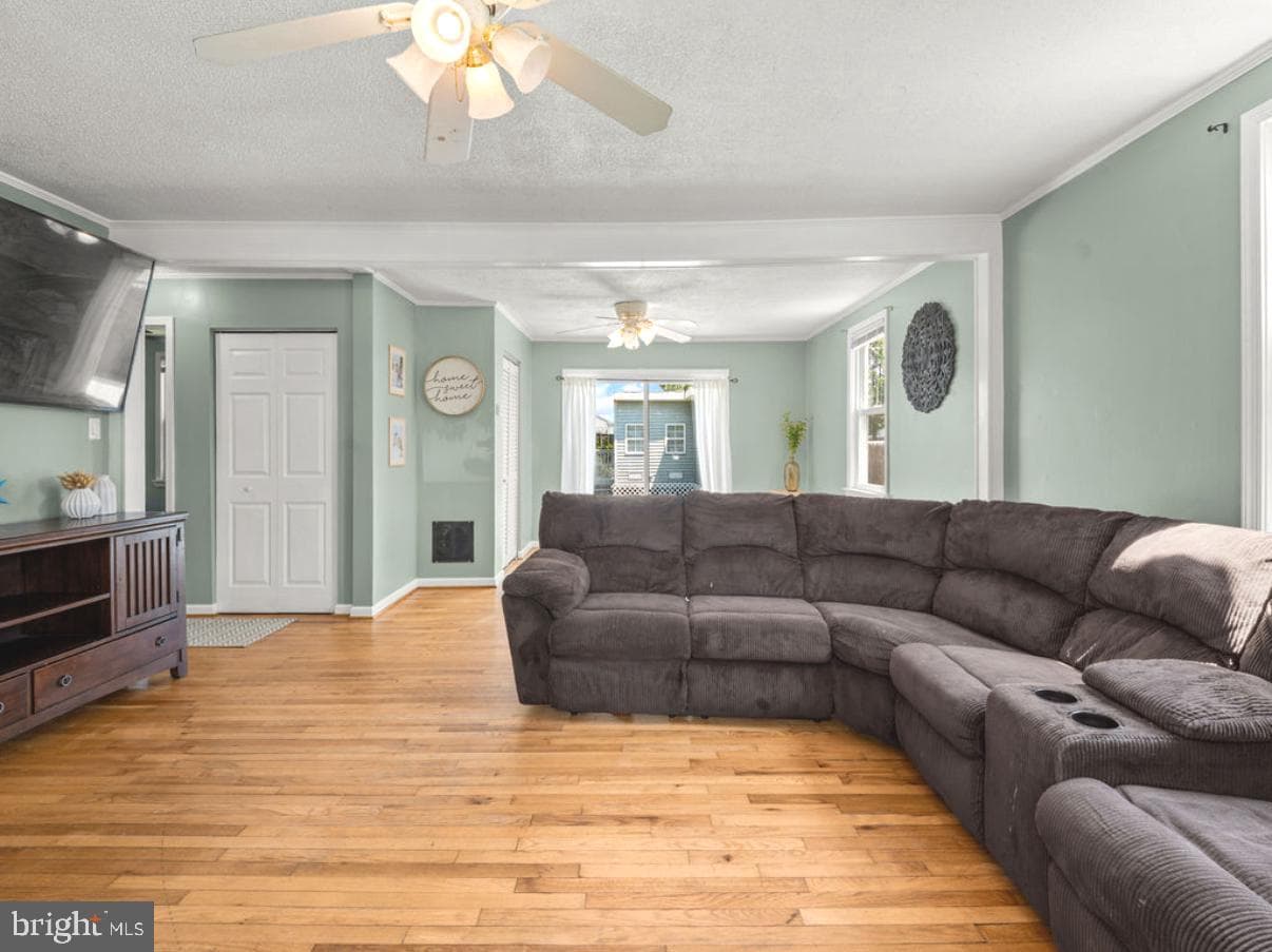 3429 Loganview Dr photo 4