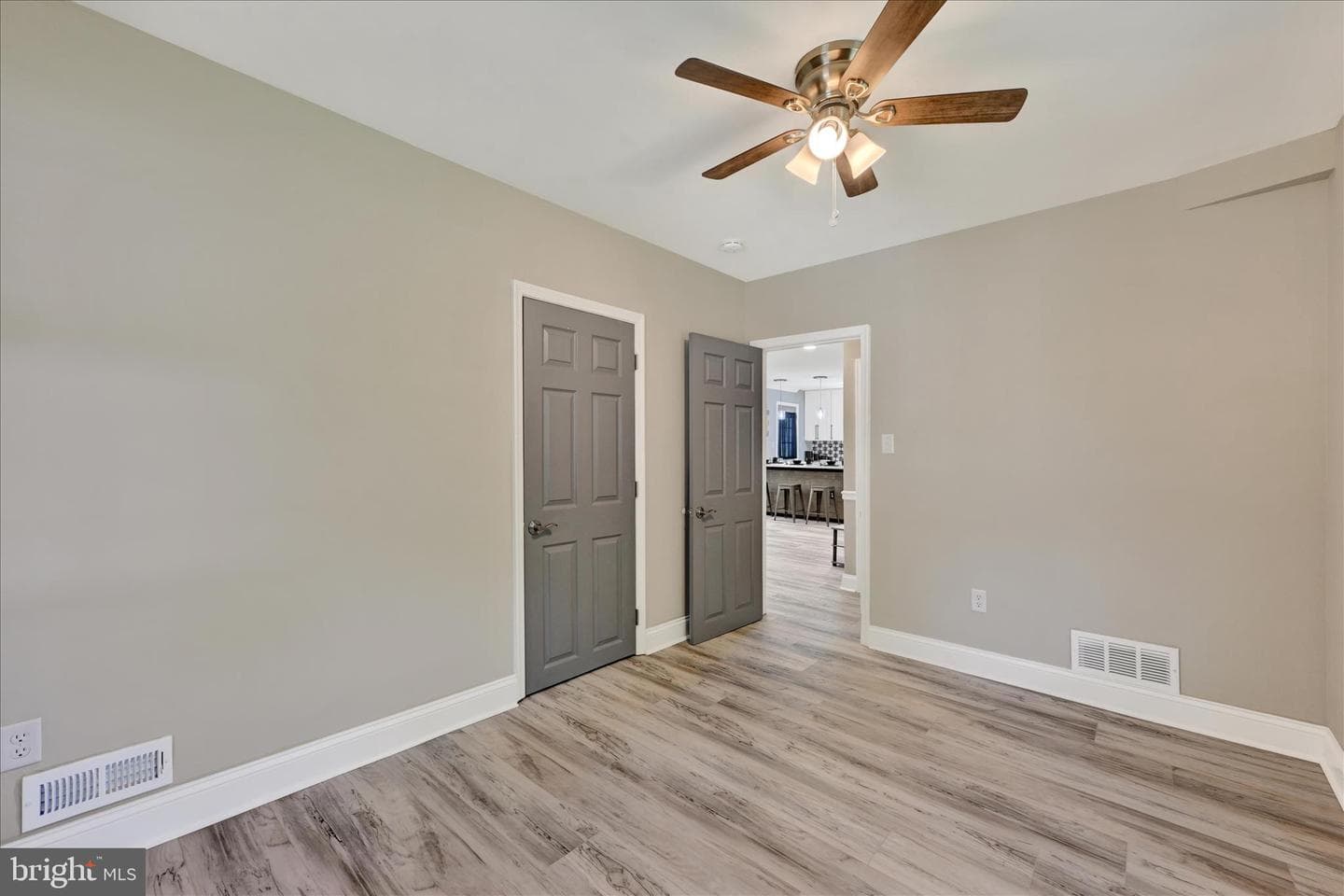 1309 Rosewick Avenue photo 11