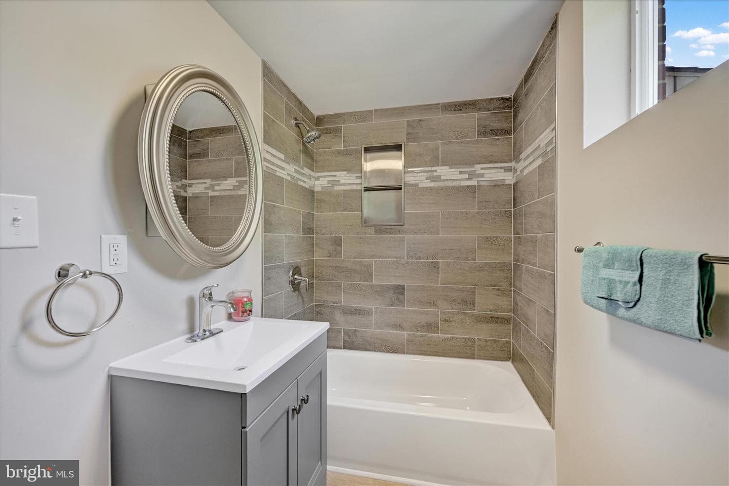 1309 Rosewick Avenue photo 12