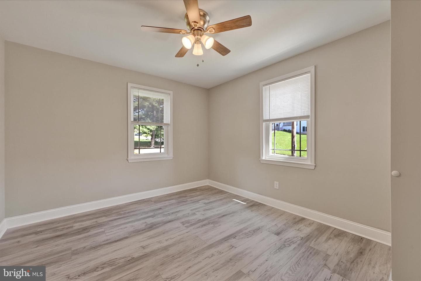 1309 Rosewick Avenue photo 8